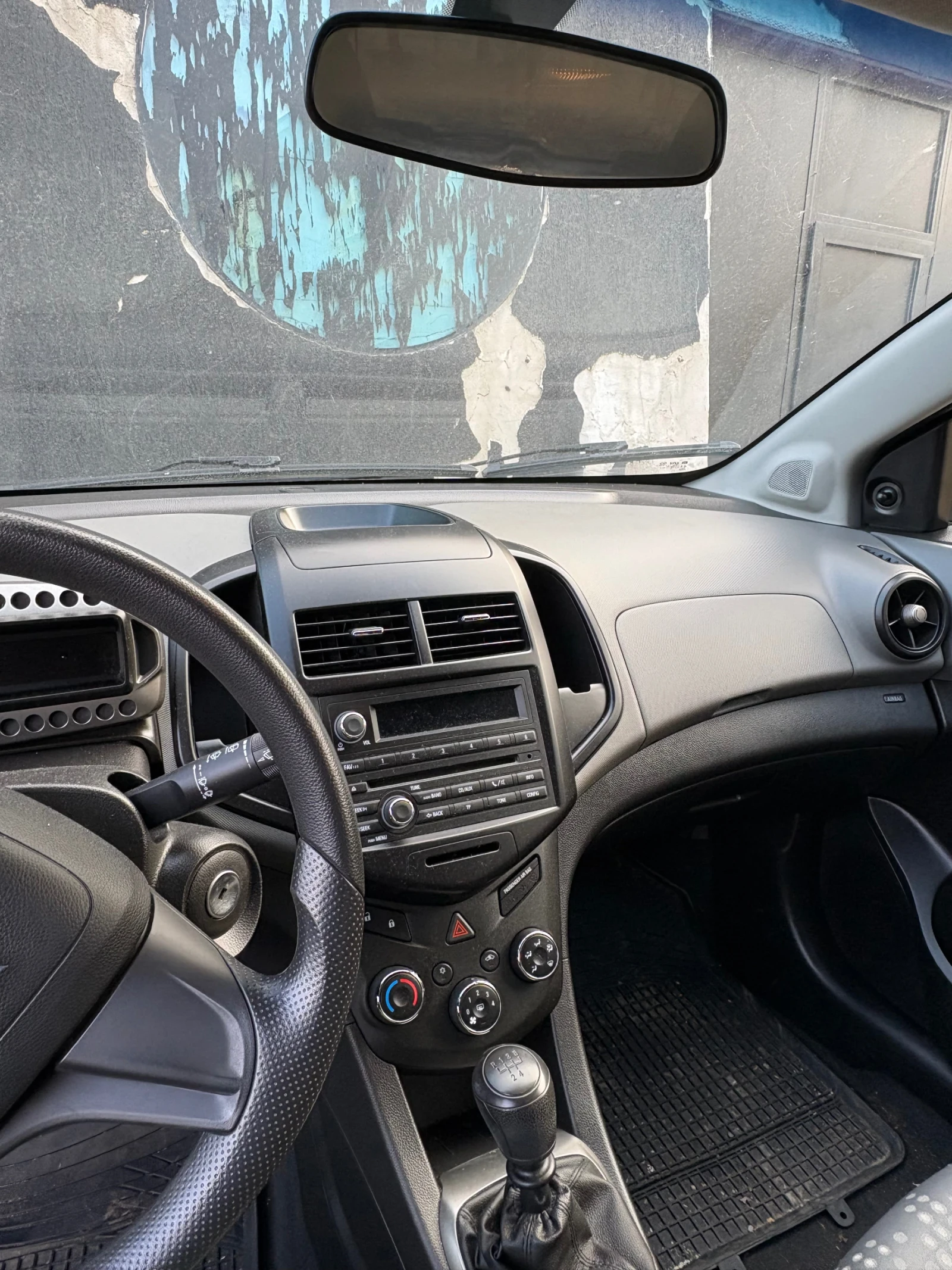 Chevrolet Aveo, снимка 8 - Автомобили и джипове - 56011507