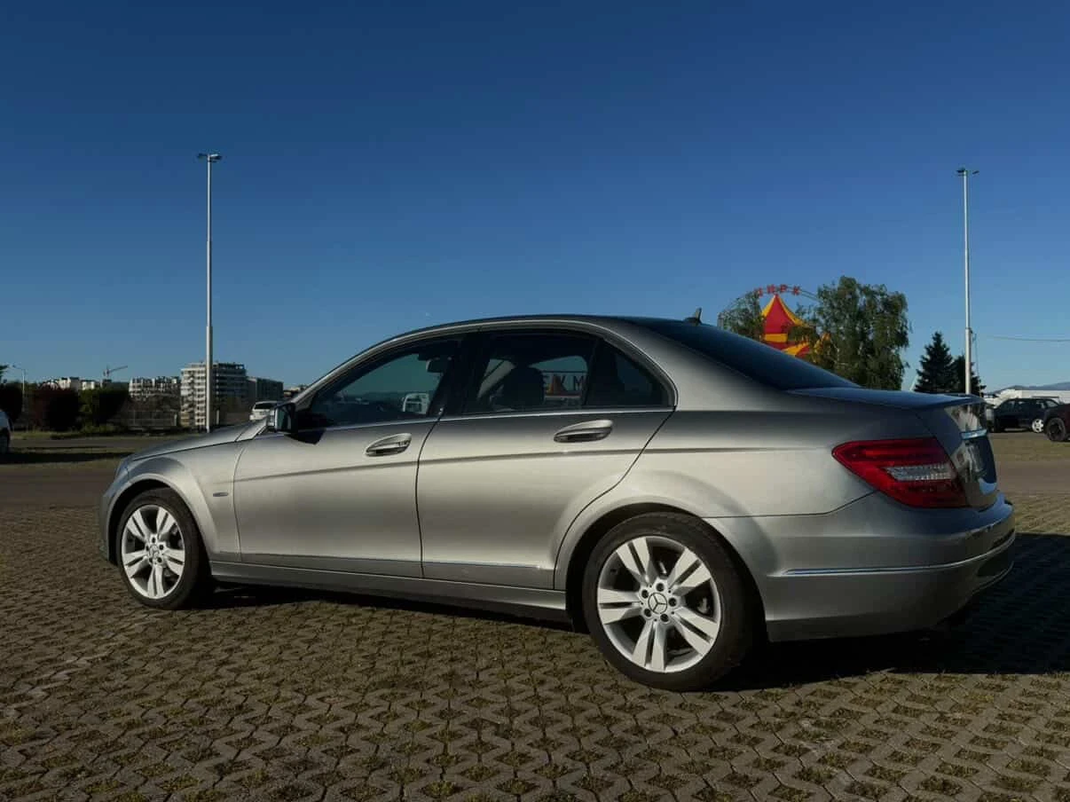 Mercedes-Benz C 200, снимка 2 - Автомобили и джипове - 56154981