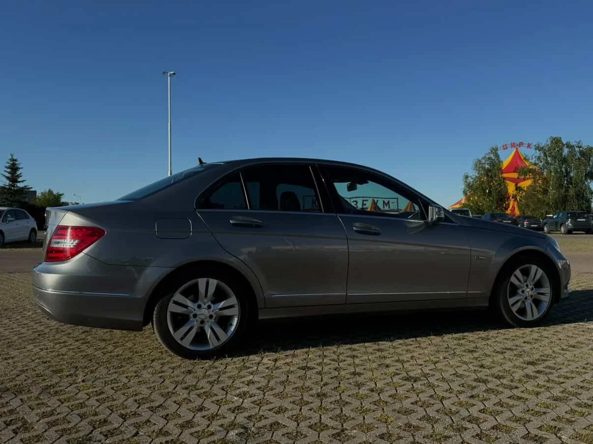 Mercedes-Benz C 200, снимка 4 - Автомобили и джипове - 56154981