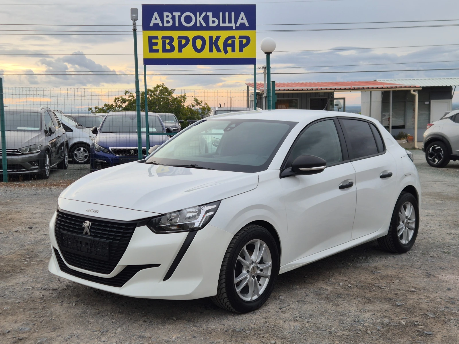 Peugeot 208 1.2i PureTech 