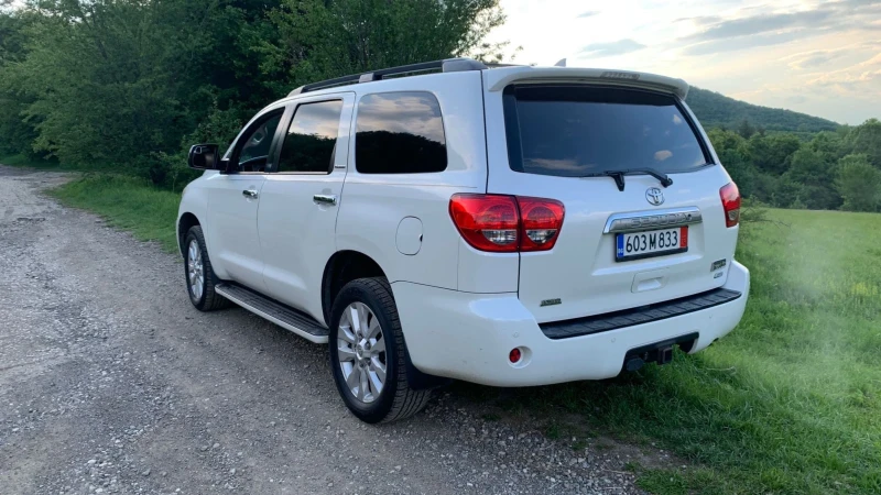 Toyota Sequoia PLATINIUM 5.7  PEARL, снимка 3 - Автомобили и джипове - 47140025