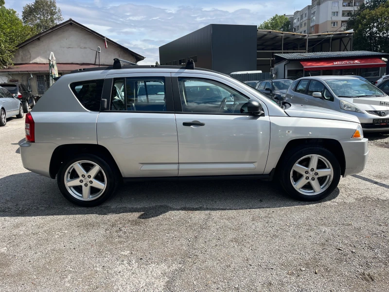 Jeep Compass 2.4* 4X4, снимка 7 - Автомобили и джипове - 47235502