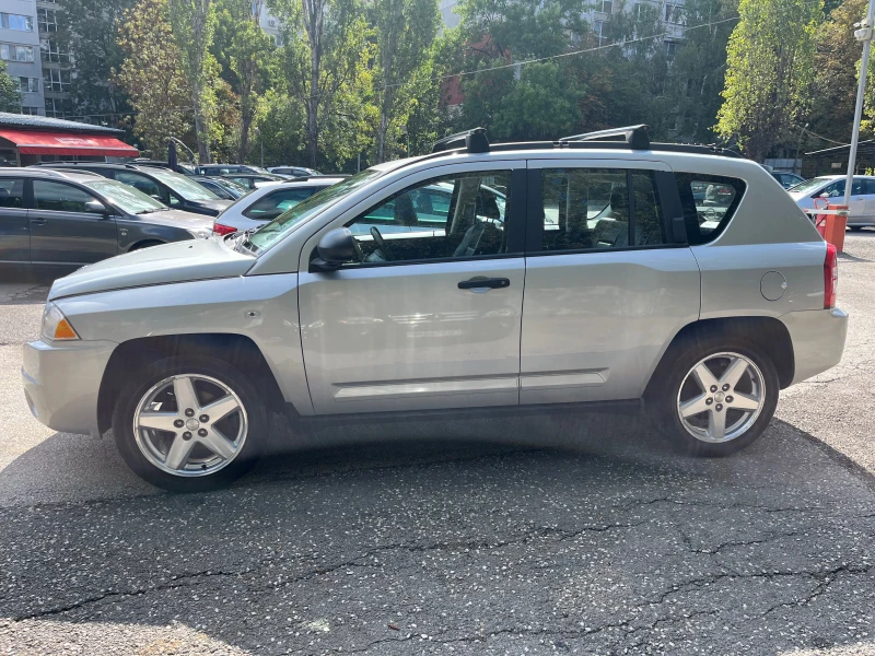 Jeep Compass 2.4* 4X4, снимка 8 - Автомобили и джипове - 47235502