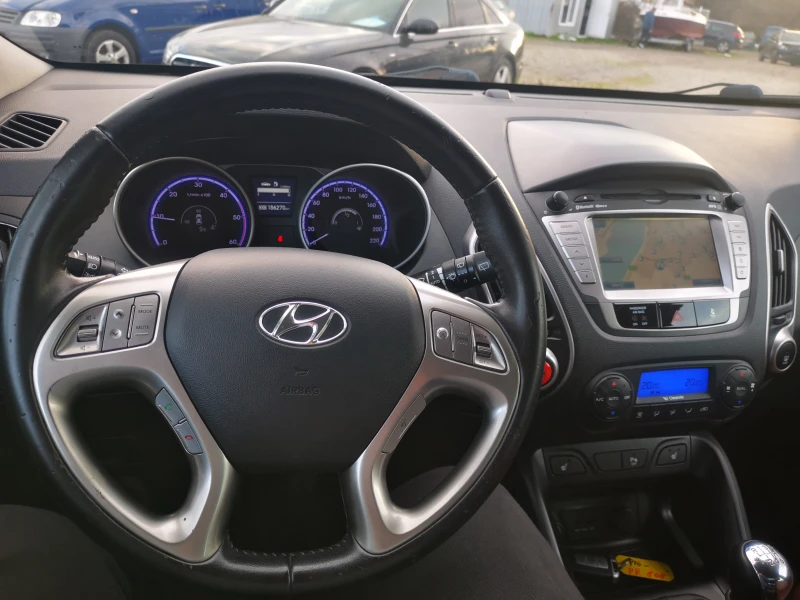 Hyundai IX35 2.0CRDi/4x4/Premium ELH/184ps, снимка 8 - Автомобили и джипове - 48975107