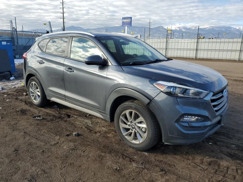 Hyundai Tucson, снимка 3 - Автомобили и джипове - 49290272