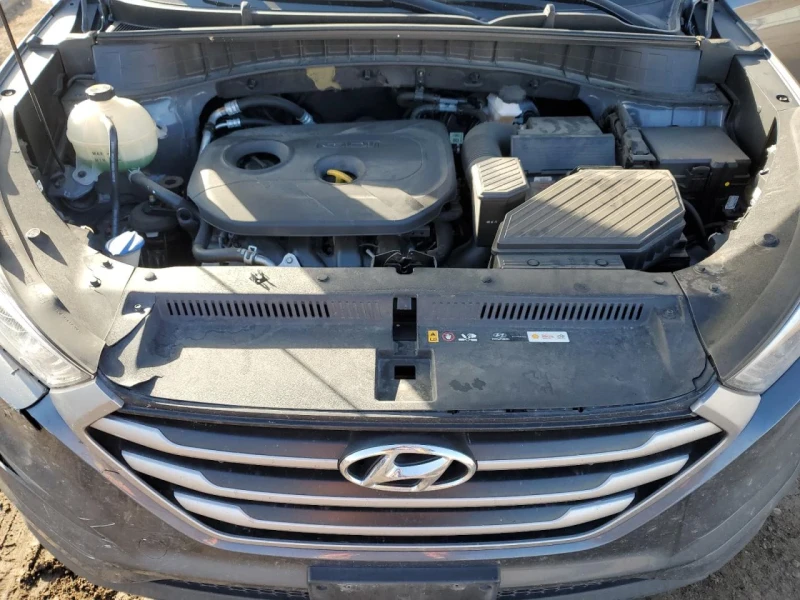 Hyundai Tucson, снимка 12 - Автомобили и джипове - 49290272