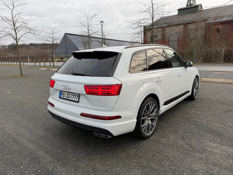 Audi Q7 SQ7 Carbon Ceramic BOSE Panorama Germany 7места, снимка 3 - Автомобили и джипове - 53276853