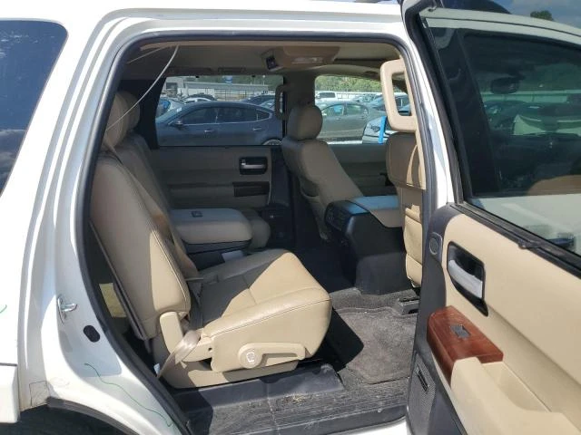 Toyota Sequoia  - изображение 7
