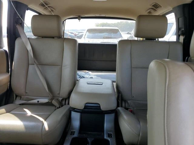 Toyota Sequoia  - изображение 8