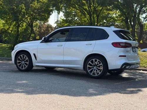 BMW X5 xDrive40i M Sport | Air Suspension | Laser | HUD |, снимка 6 - Автомобили и джипове - 56010111