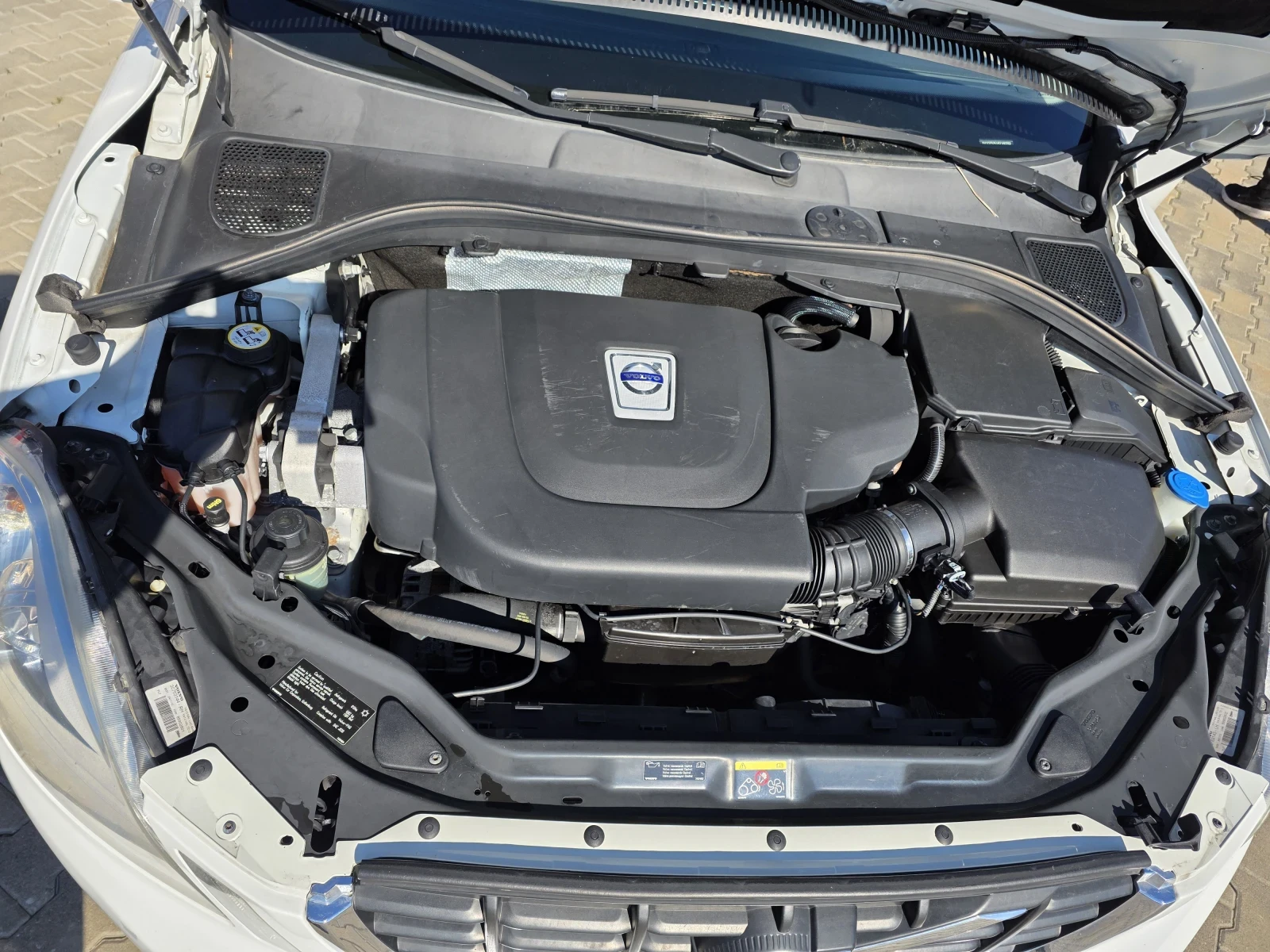 Volvo XC60 2.0D  | Mobile.bg — изображение 13