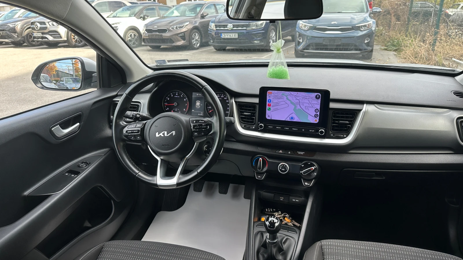 Kia Stonic 1.2 i     | Mobile.bg   12