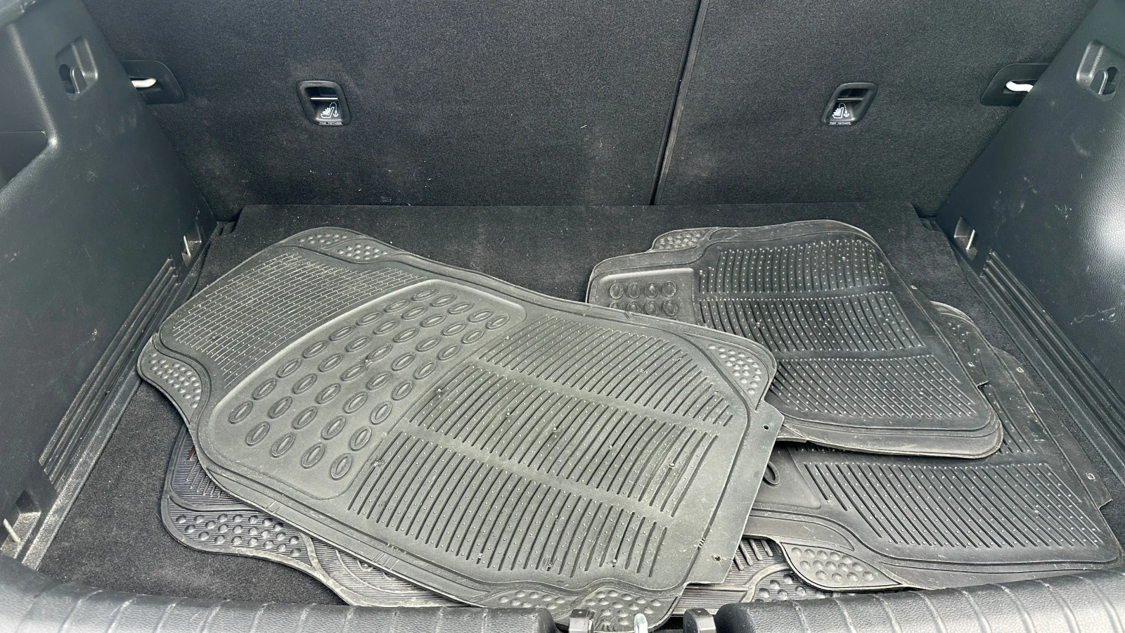 Kia Stonic 1.2 i Първи собственик от България - изображение 10