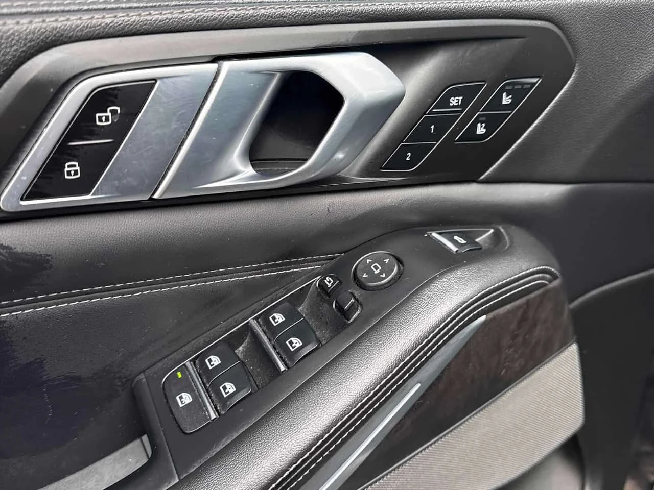 BMW X5 * M50I * 360 * ПОДГРЕВ * ОБДУХВАНЕ * ПАНОРАМА, снимка 11 - Автомобили и джипове - 53910029