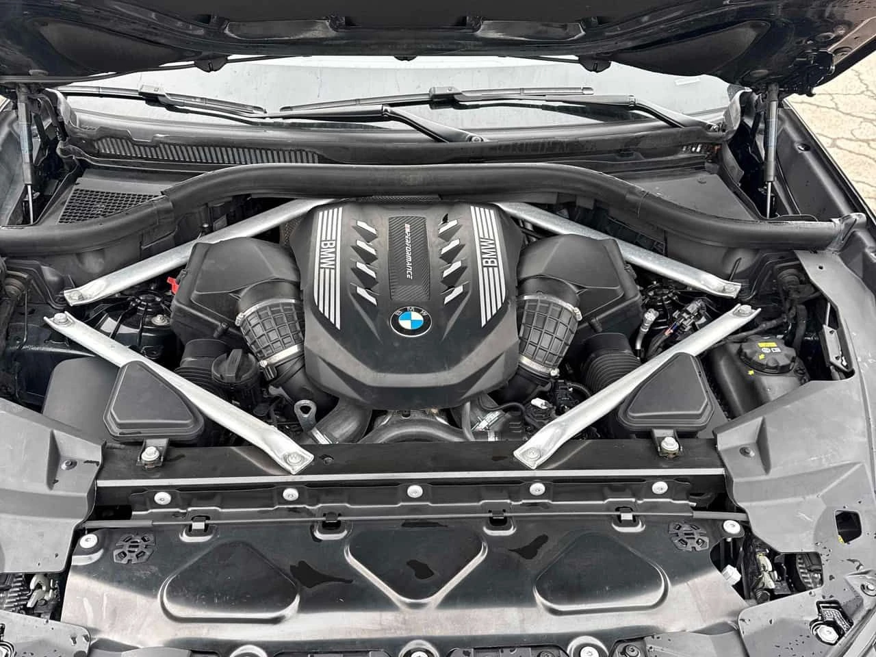 BMW X5 * M50I * 360 * ПОДГРЕВ * ОБДУХВАНЕ * ПАНОРАМА, снимка 15 - Автомобили и джипове - 53910029