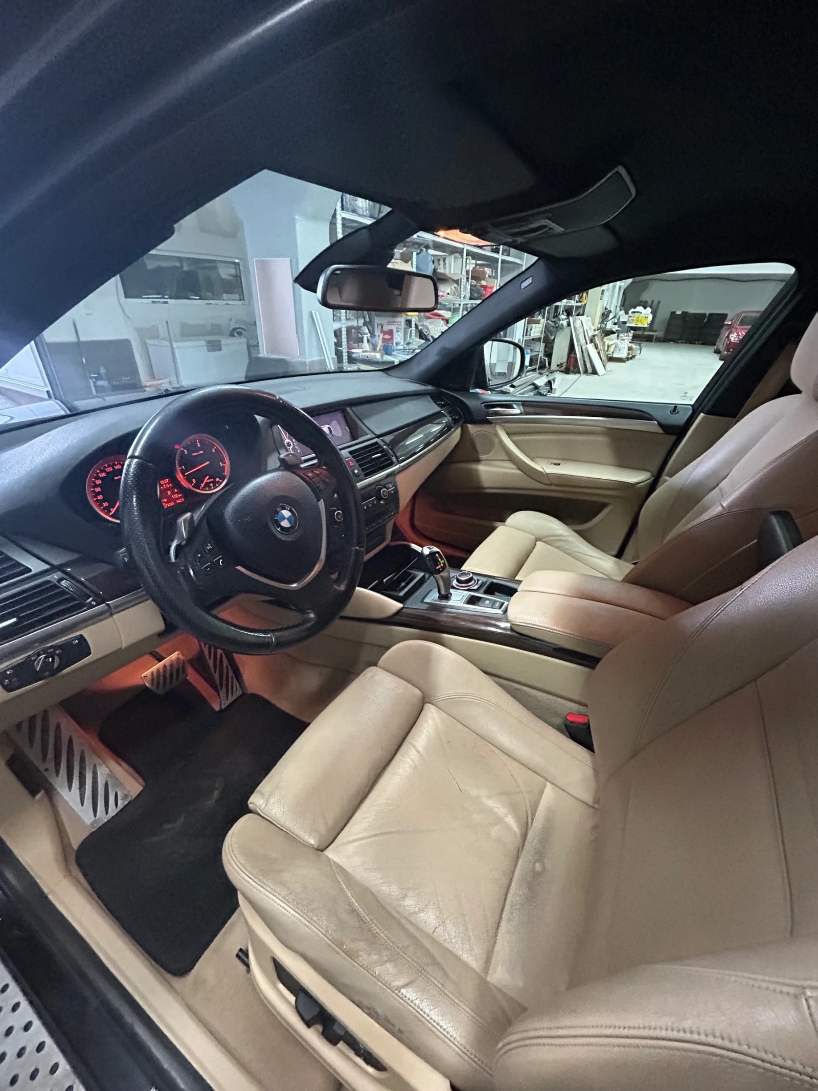 BMW X6 4.0 xDrive , снимка 8 - Автомобили и джипове - 54174503