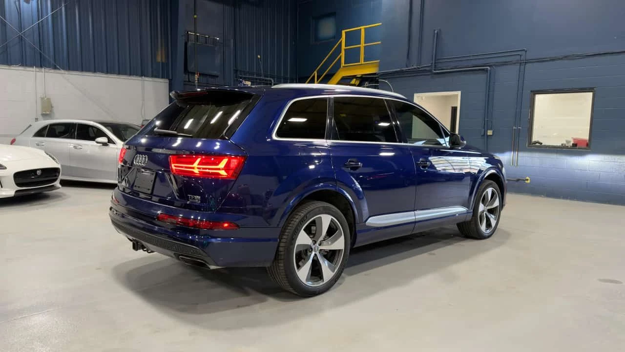 Audi Q7 * Technik * BOSE * ОБДУХВАНЕ * ПАНО * 360 * , снимка 3 - Автомобили и джипове - 54218811