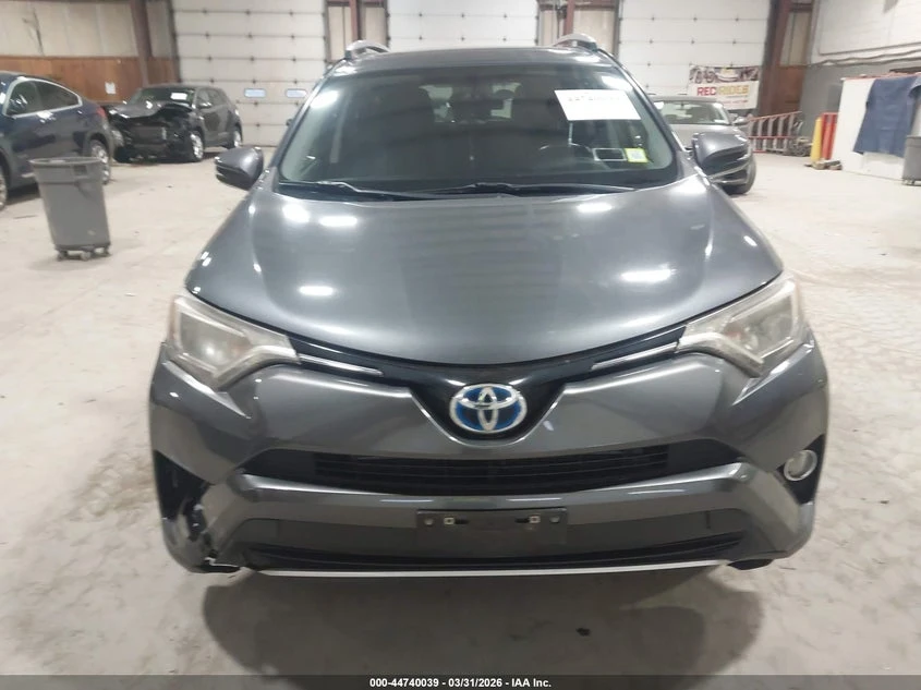 Toyota Rav4 2.5l Hybrid Xle* КРАЙНА* ЦЕНА* ДО* БЪЛГАРИЯ* , снимка 12 - Автомобили и джипове - 54221552
