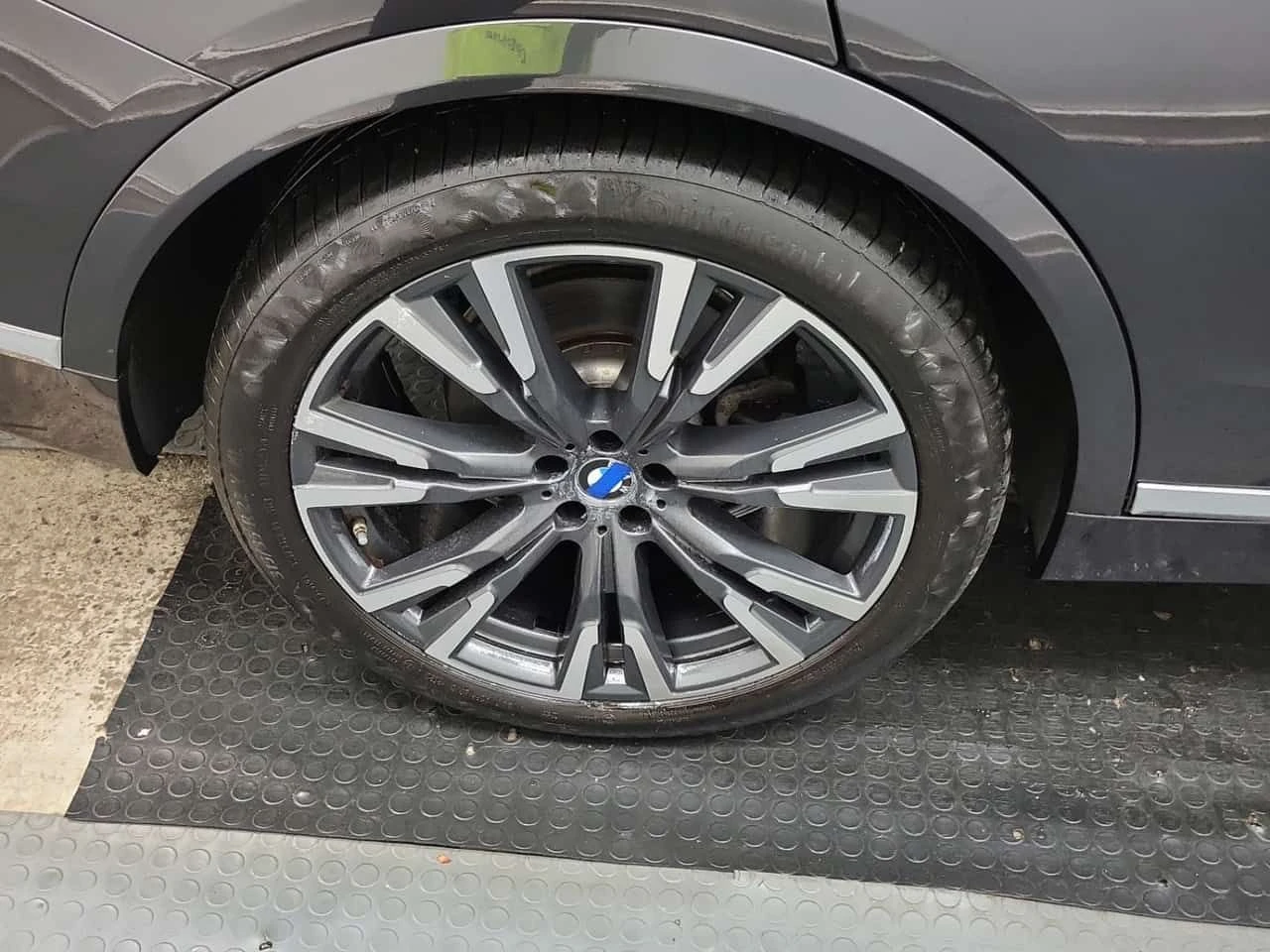 BMW X7 * xDrive40i * CARFAX * ���� �� �� | Mobile.bg � ����������� 13