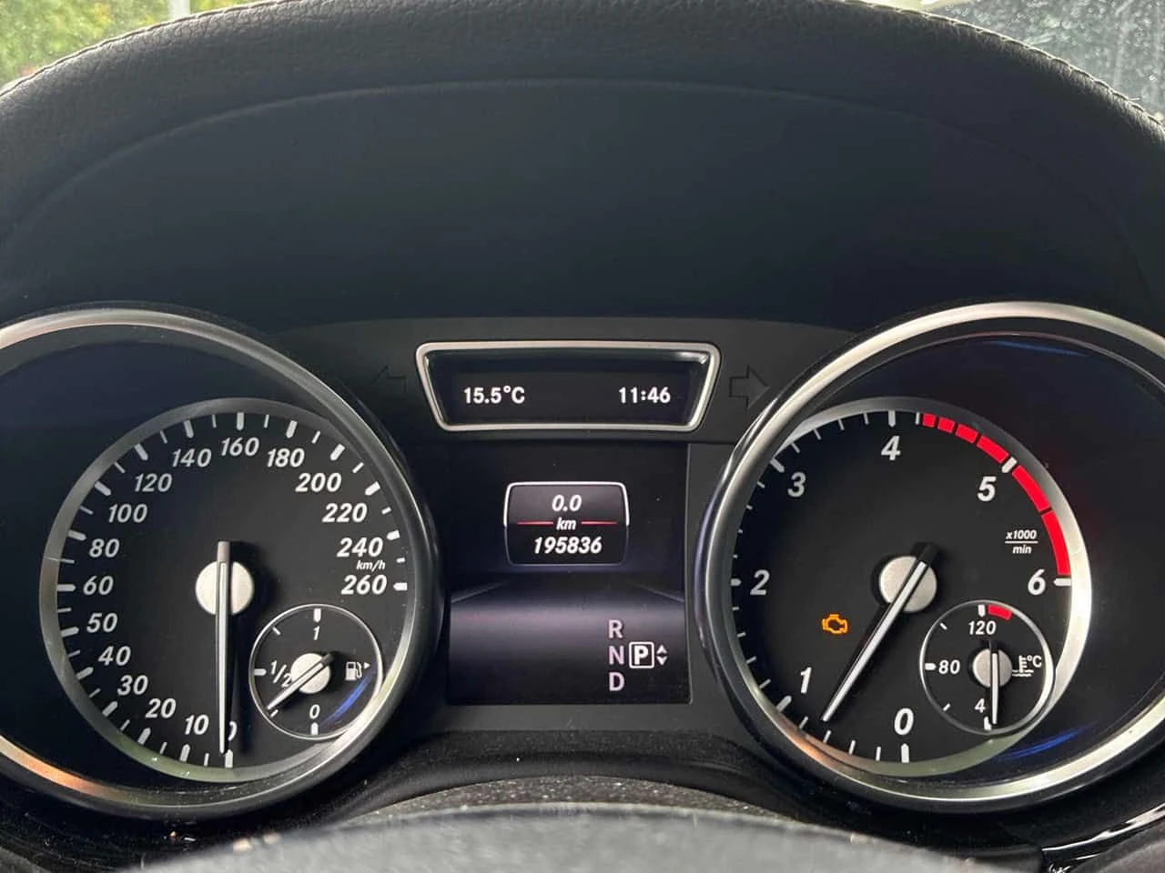 Mercedes-Benz ML 350 АМГ ПАКЕТ/КЛИП/ПОДГРЕВ/BlueTEC/CARFAX/ФИНАНСИРАНЕ, снимка 7 - Автомобили и джипове - 54858835