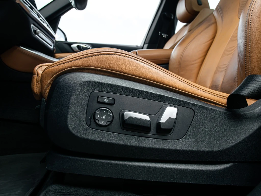 BMW X5  xDrive / M Sport / Panorama / | Mobile.bg � ����������� 10