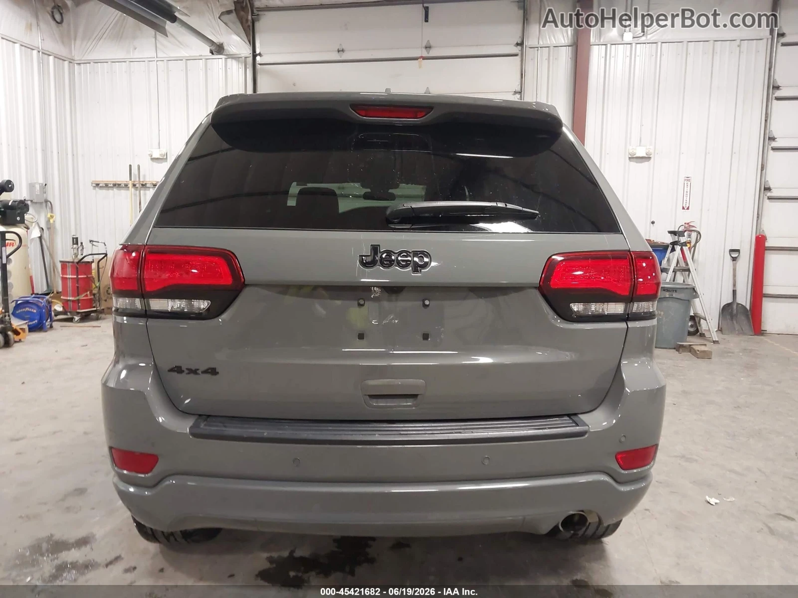 Jeep Grand cherokee 3.6 Pentastar* Nardo Gray* Distronic* AWD, снимка 5 - Автомобили и джипове - 55787930