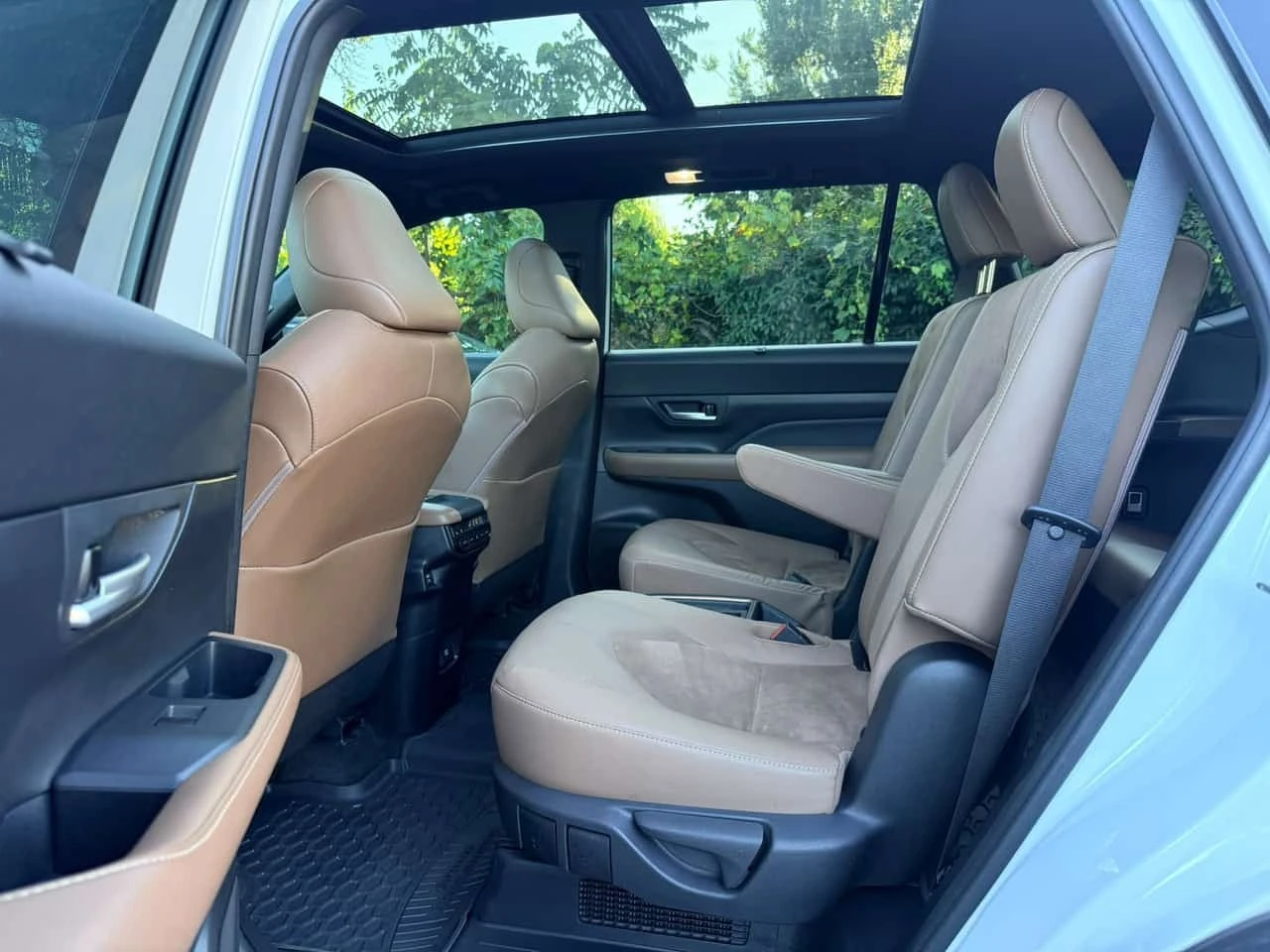 Toyota Highlander * Hybrid Platinum AWD* ���������� ��� ������������ | Mobile.bg � ����������� 13
