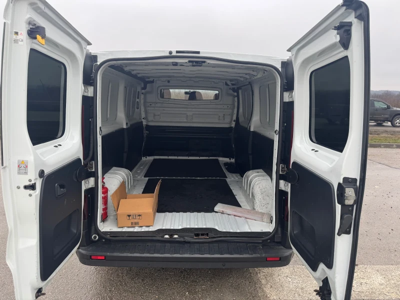 Renault Trafic MAXI EVRO 6, снимка 13 - Бусове и автобуси - 52875554