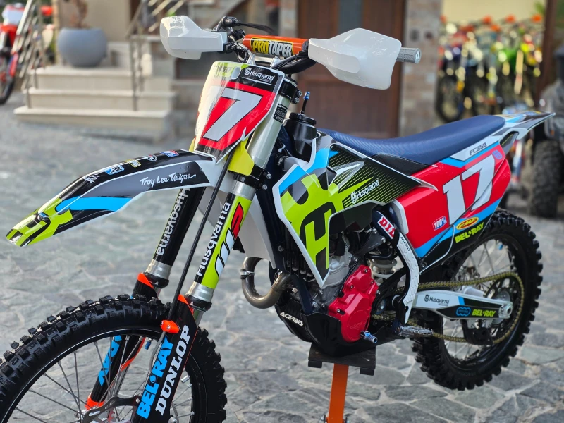 Husqvarna FC 350/СТАРТЕР/2 РЕЖИМА/ТРАКШЪН КОНТРОЛ/ЛИЗИНГ, снимка 17 - Мотоциклети и мототехника - 51325194