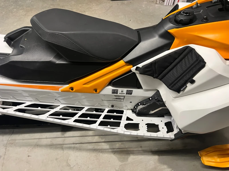 BRP Ski-Doo Топ състояние, снимка 16 - Мотоциклети и мототехника - 53002091