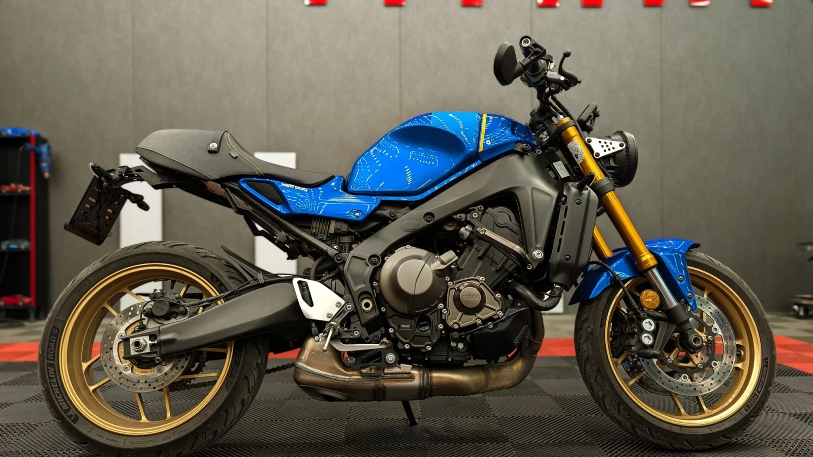 Yamaha XSR900