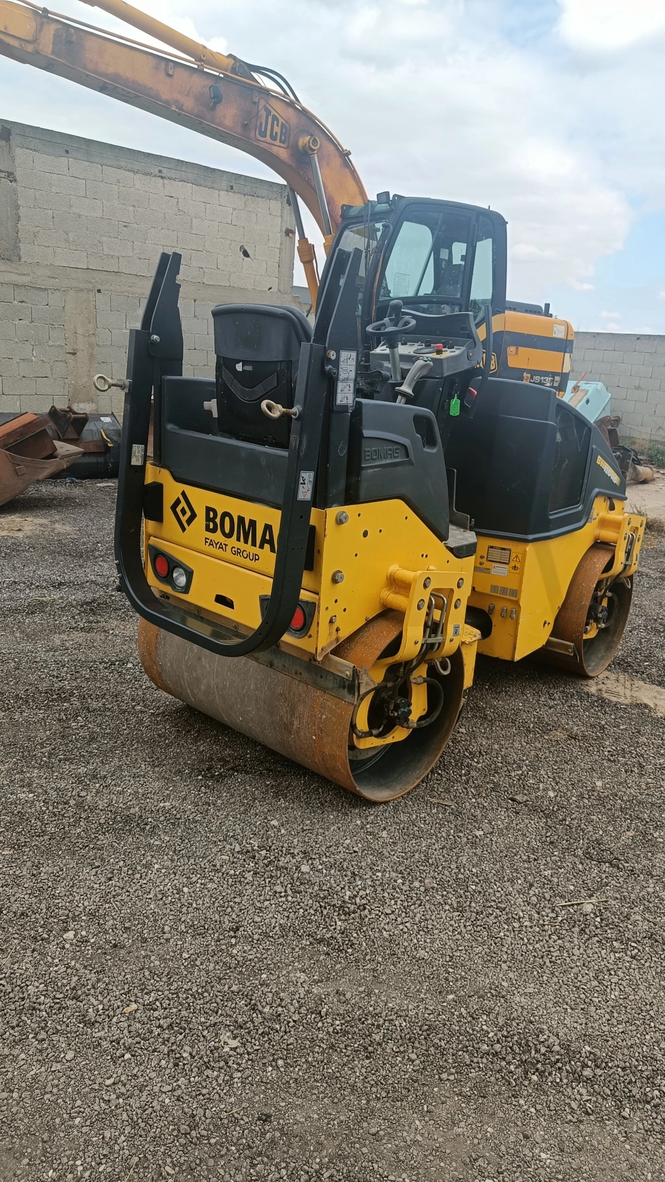 Валяк BOMAG BW120AD-5 - изображение 3