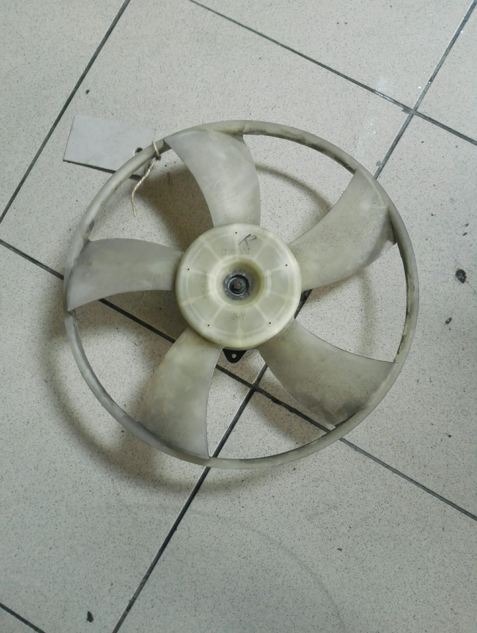   4 2.2 d-cat | Mobile.bg   1