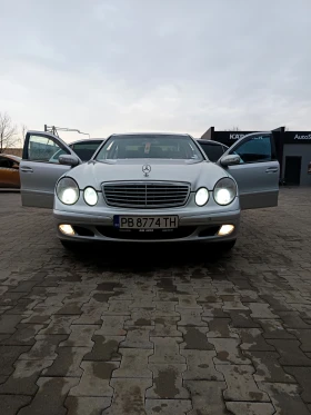 Mercedes-Benz E 270, снимка 1