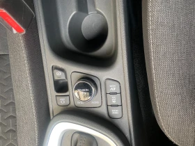 Toyota Yaris Cross 1, 5 хибрид, снимка 10
