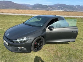 VW Scirocco 2.0 TSI, снимка 2
