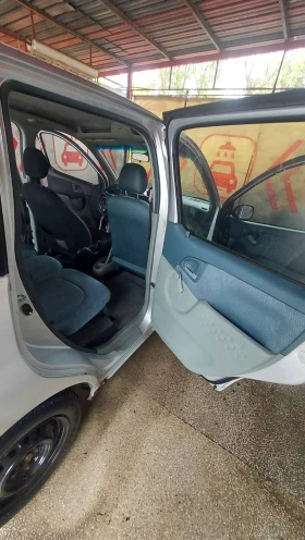 Toyota Yaris verso, снимка 11