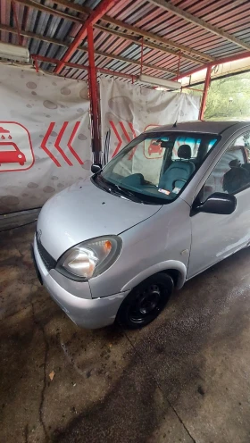 Toyota Yaris verso, снимка 4