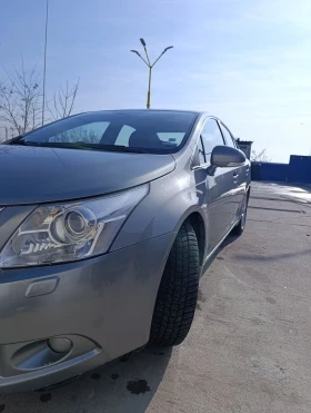 Toyota Avensis 2200 Д4Д, снимка 10