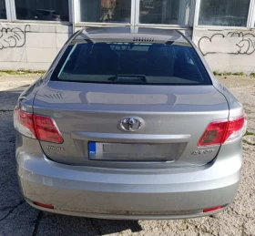 Toyota Avensis 2200 Д4Д, снимка 2