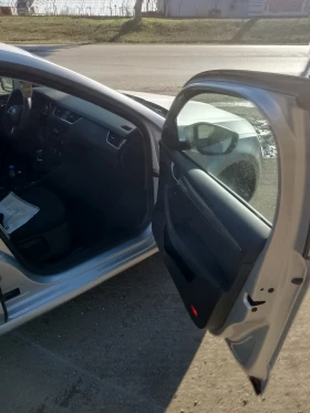 Skoda Octavia, снимка 10
