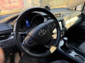 Toyota Avensis, снимка 6 - Автомобили и джипове - 53392938
