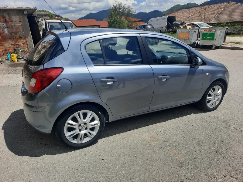 Opel Corsa 1.2 Бензин  4 цилиндъра , снимка 5 - Автомобили и джипове - 45401101