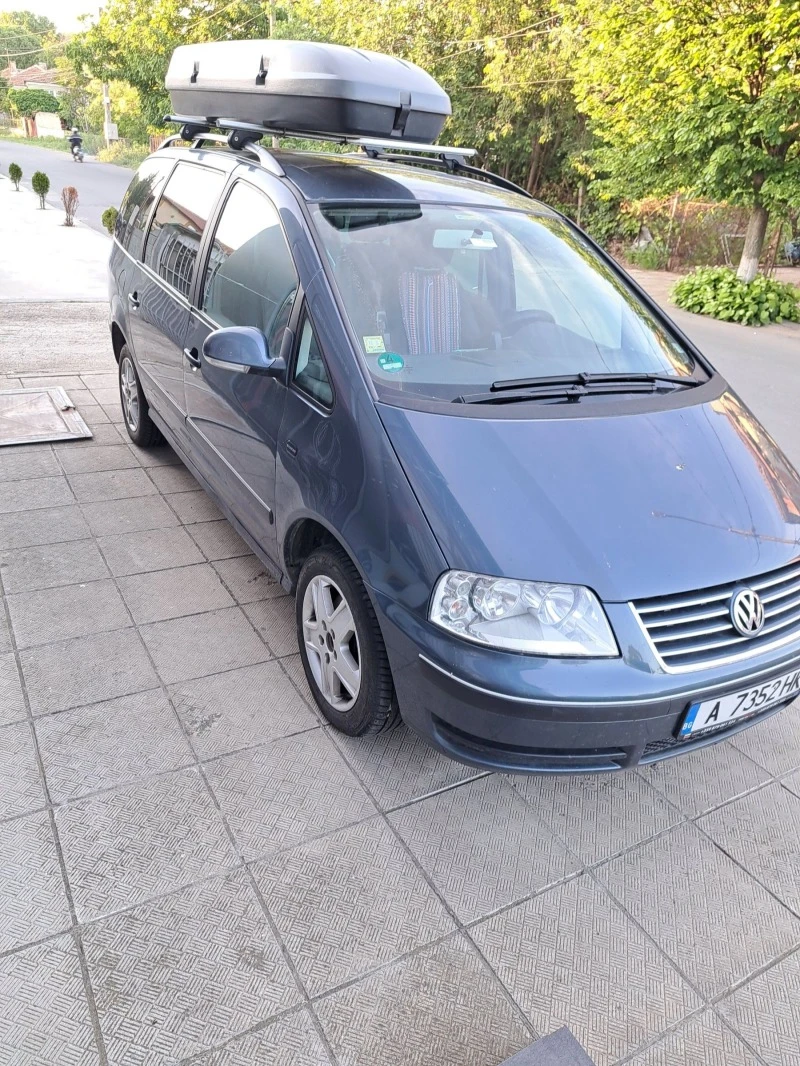 VW Sharan 1.9tdi, снимка 3 - Автомобили и джипове - 47203796