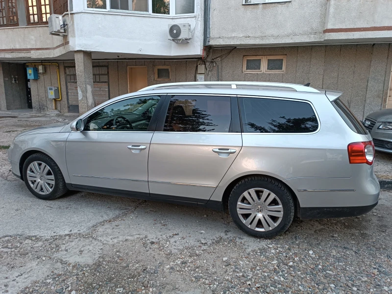 VW Passat, снимка 4 - Автомобили и джипове - 46617733