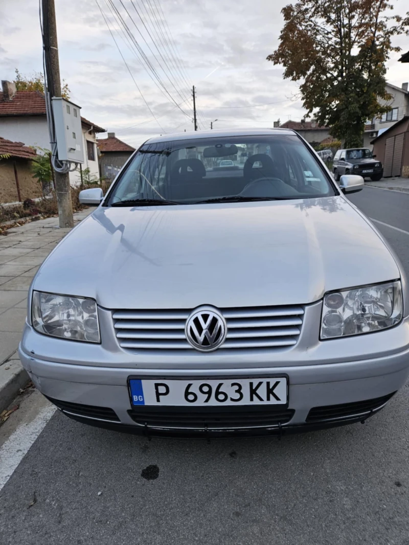 VW Bora 2.0 бензин, снимка 5 - Автомобили и джипове - 48437830