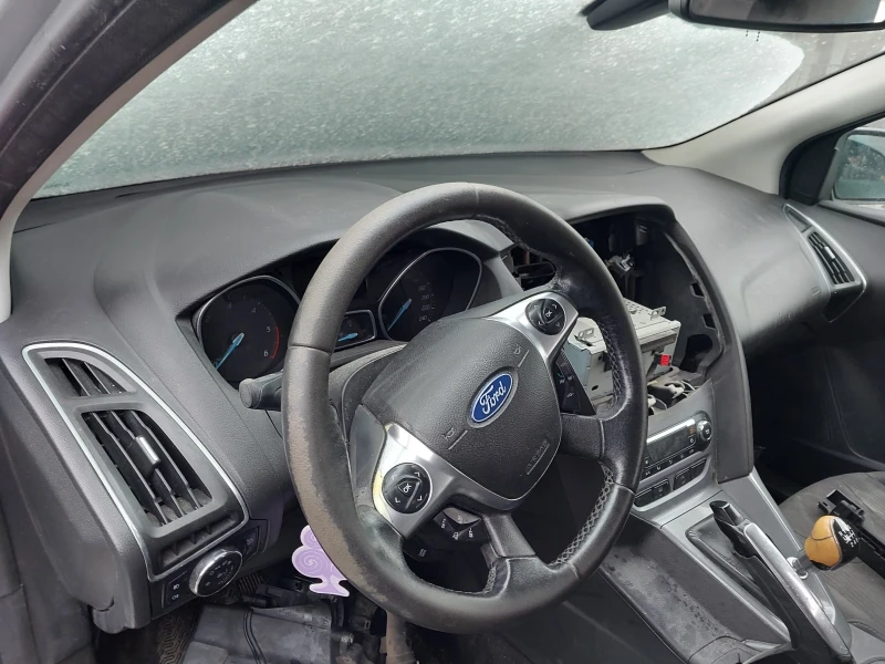 Ford Focus, снимка 7 - Автомобили и джипове - 48803192