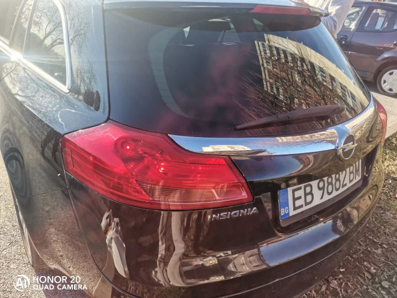 Opel Insignia, снимка 2 - Автомобили и джипове - 48837397