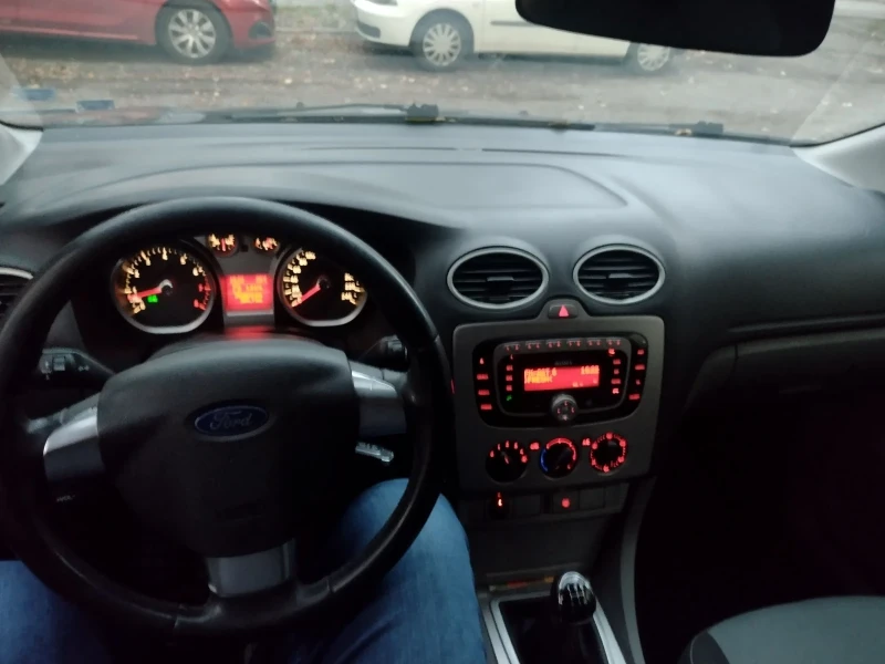 Ford Focus 2.0 145, снимка 13 - Автомобили и джипове - 49424214