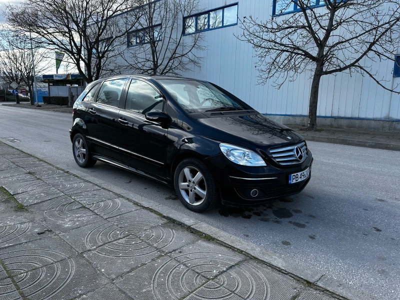 Mercedes-Benz B 180, снимка 9 - Автомобили и джипове - 49441395